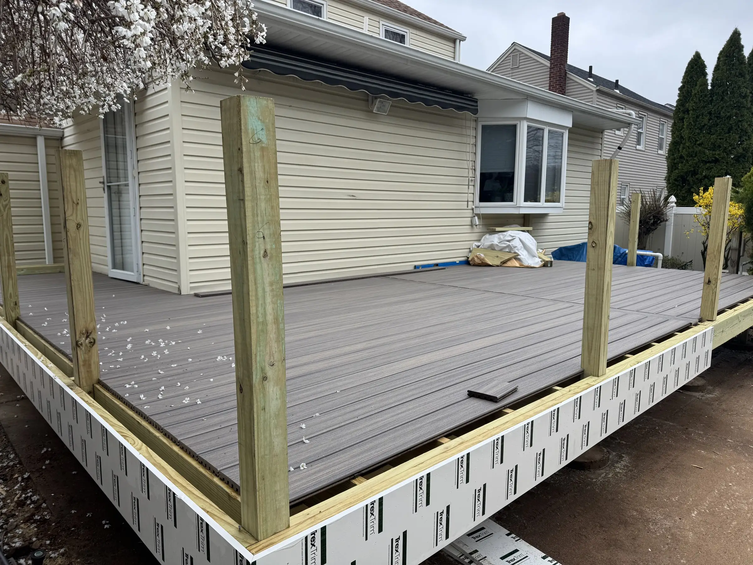 Composite deck built by JCM Construction on the back of a Northern New Jersey home
